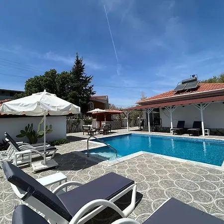 Yolo Private Pool Villa Dalyan